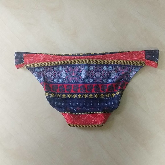 Jessica Simpson Tijara Shirred Hipster Bikini XL - Picture 4 of 7